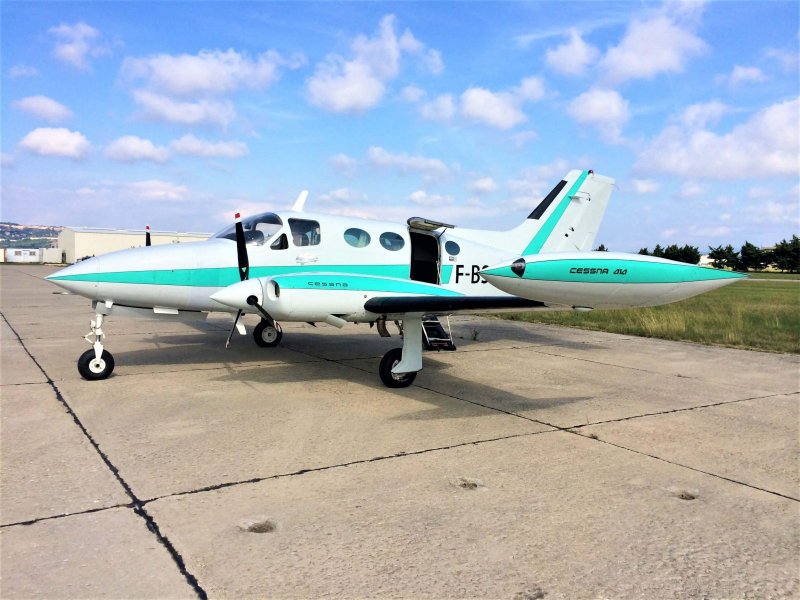 Cessna 414