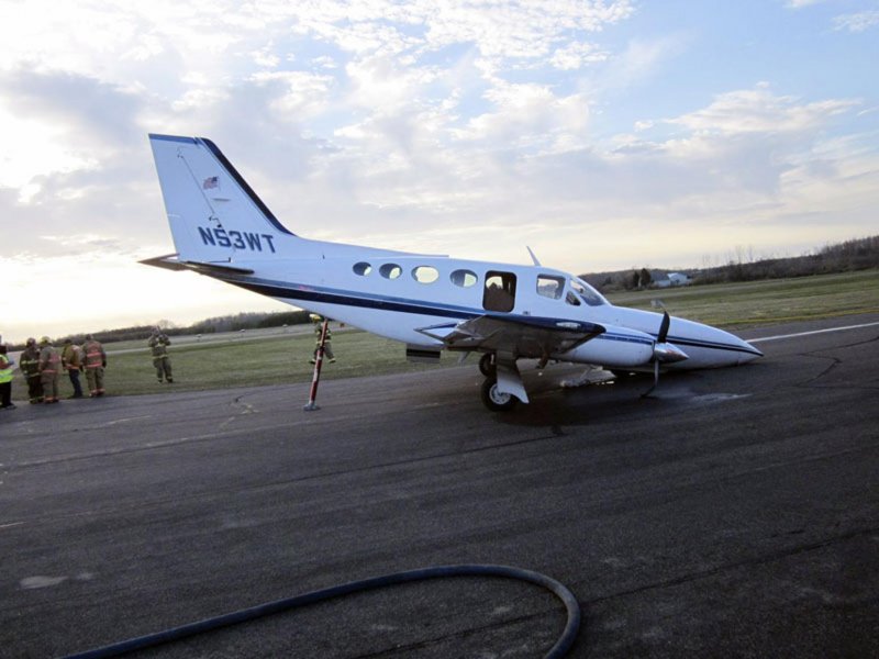 Cessna 421b