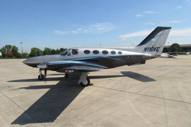Самолет Cessna 414