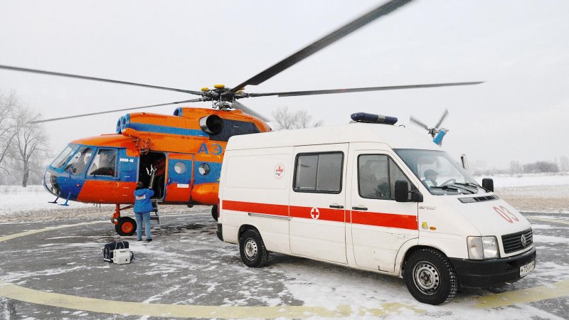 Вертолет санитарной авиации Красноярск