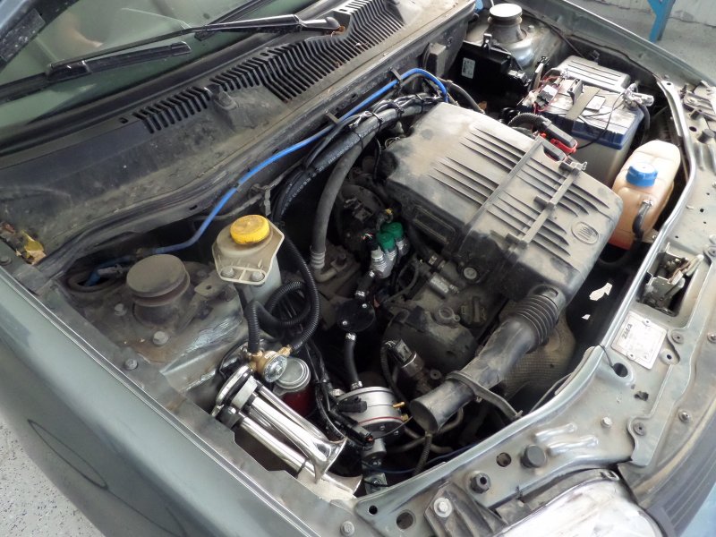 Подкапотное Fiat Albea