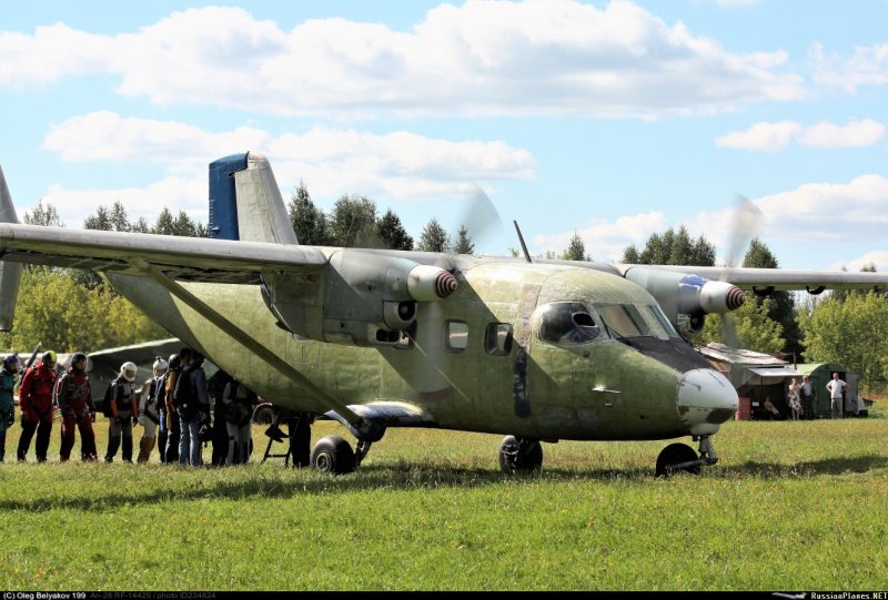 АН-14 И АН-28