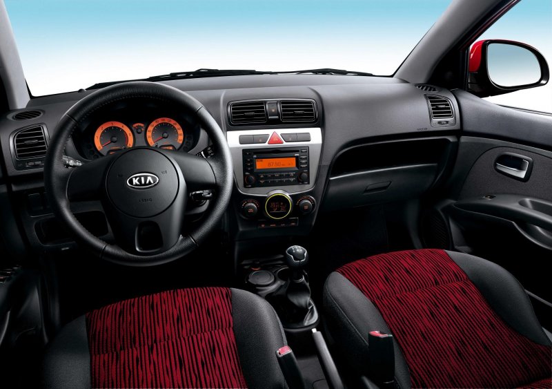 Kia Picanto 2014 салон