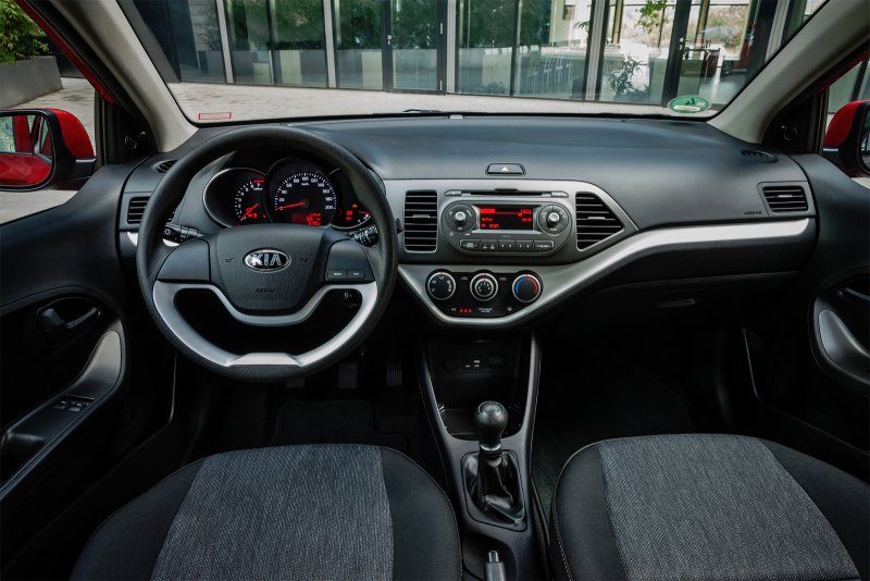 Kia Picanto 2011 салон