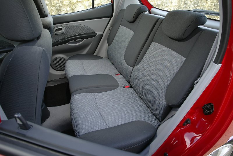 Kia Picanto 2011 салон