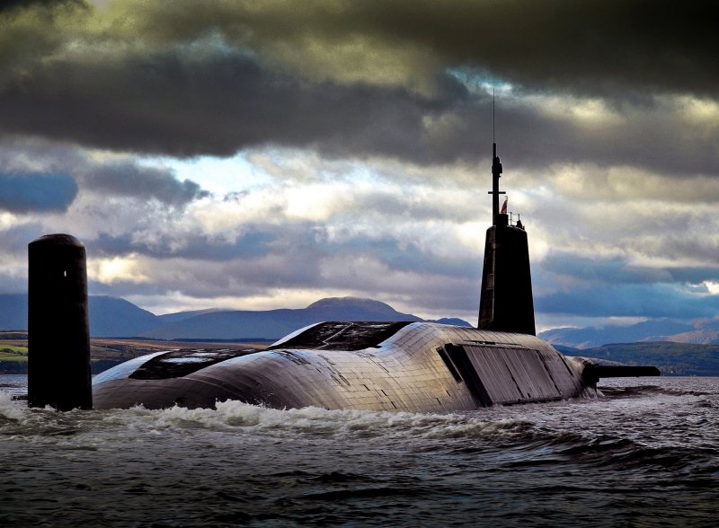 Подводная лодка.HMS_Vanguard
