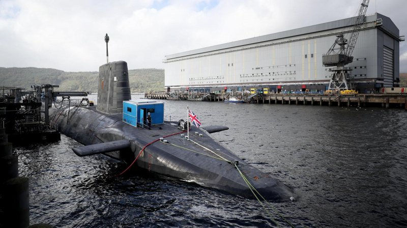 Подводная лодка.HMS_Vanguard
