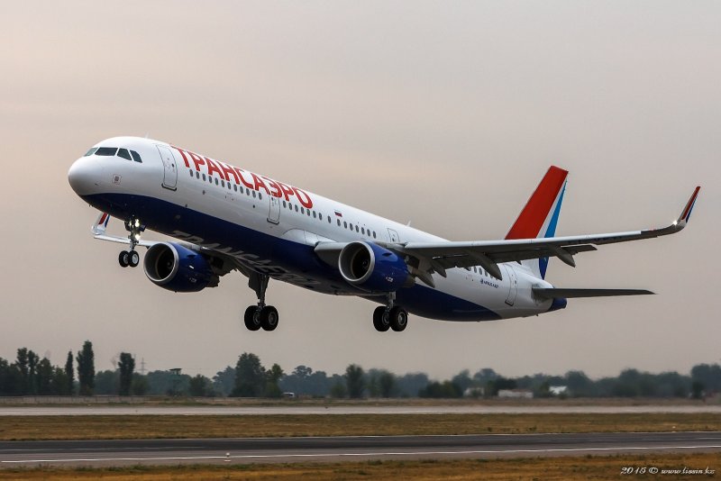 Трансаэро Airbus a321-200