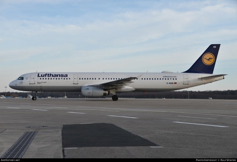 A321 Ural Airlines салон