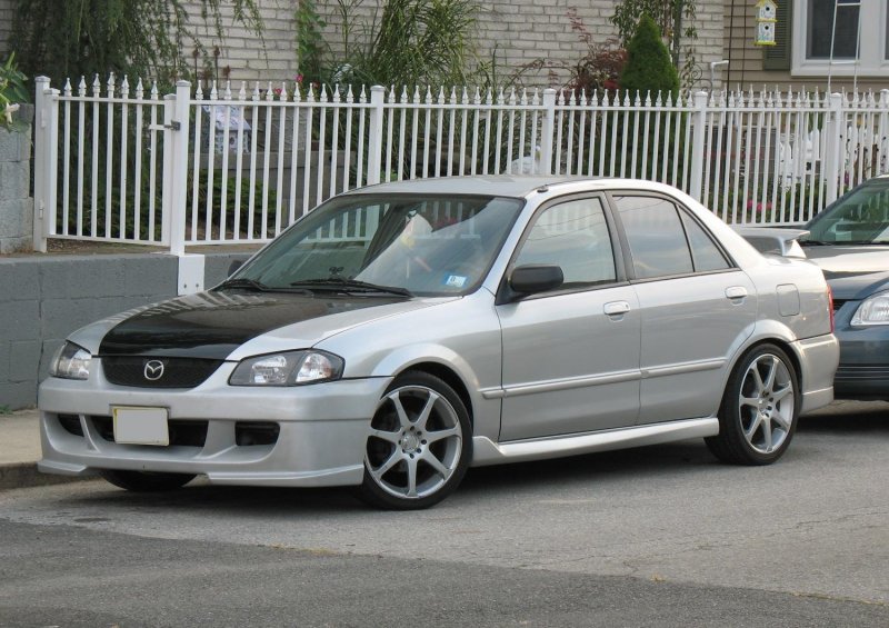 Tuning Mazda familia 2001