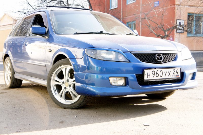 Накладка переднего бампера Mazda familia