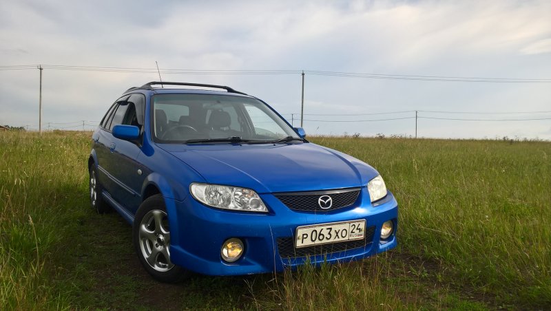 Mazda familia s Wagon RS