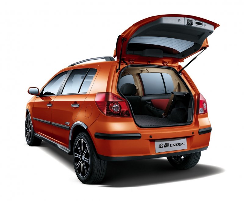 Geely MK Cross 2010