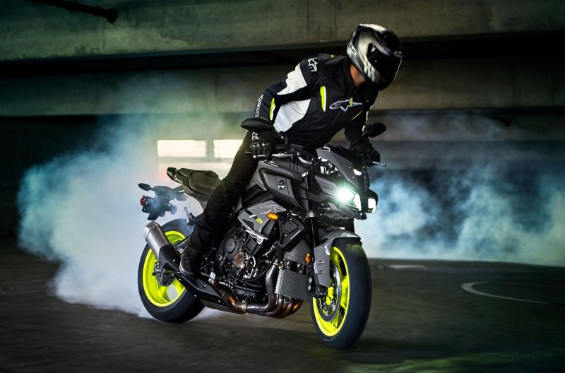 Ямаха fz10 2017