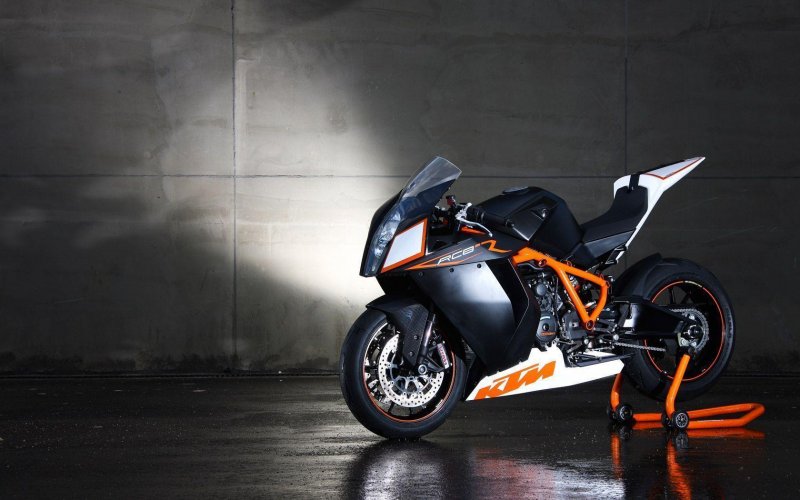 KTM rc8