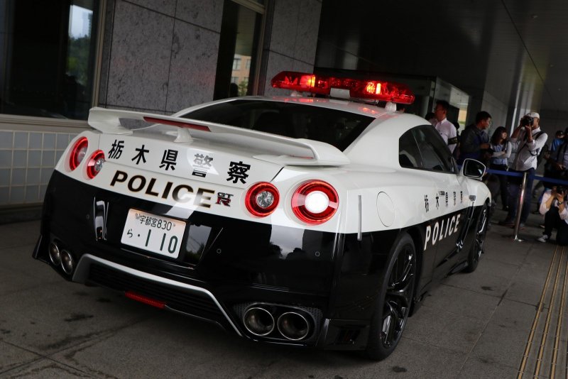 Nissan Skyline r35 Police