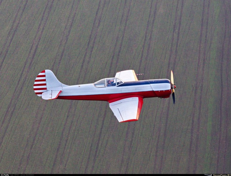 Самолёт як-18п