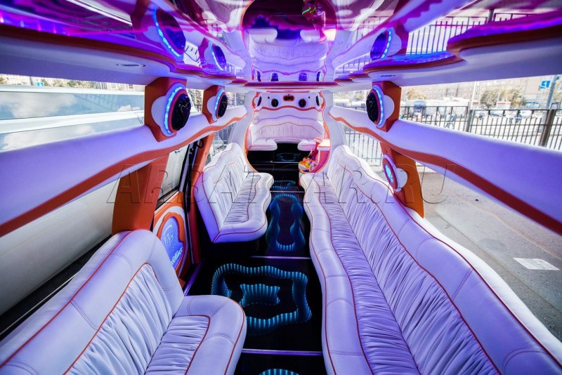 Cadillac Escalade лимузин салон