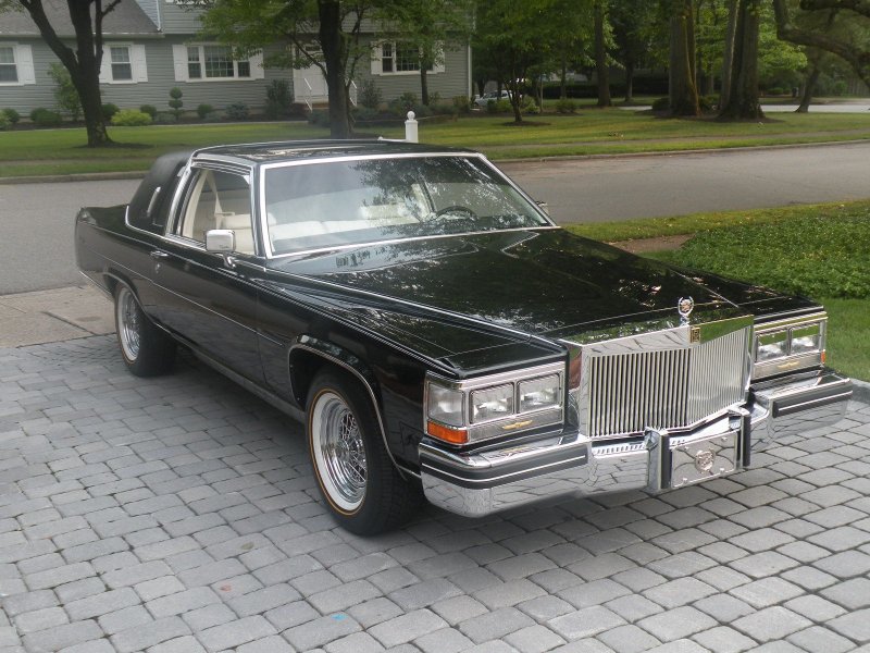 Cadillac Fleetwood 60 Special Brougham