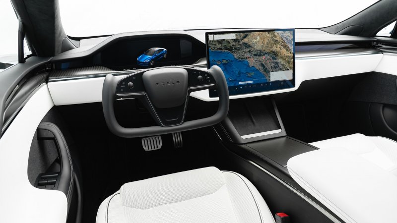 Tesla model s салон