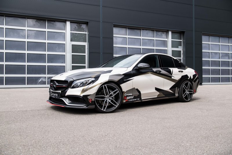 Мерседес AMG 63 камуфляж