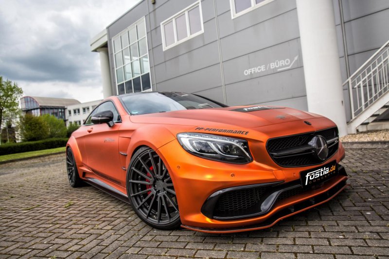 Mercedes s63 AMG