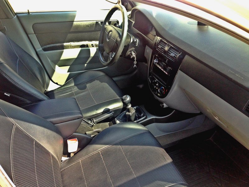 Lacetti 2 Salon