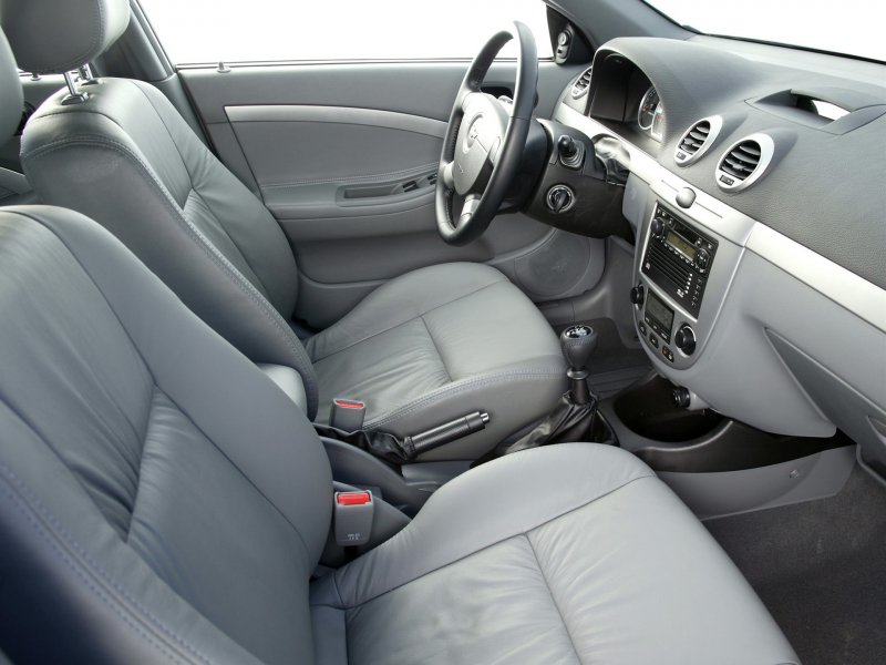 Chevrolet Lacetti 2012 салон