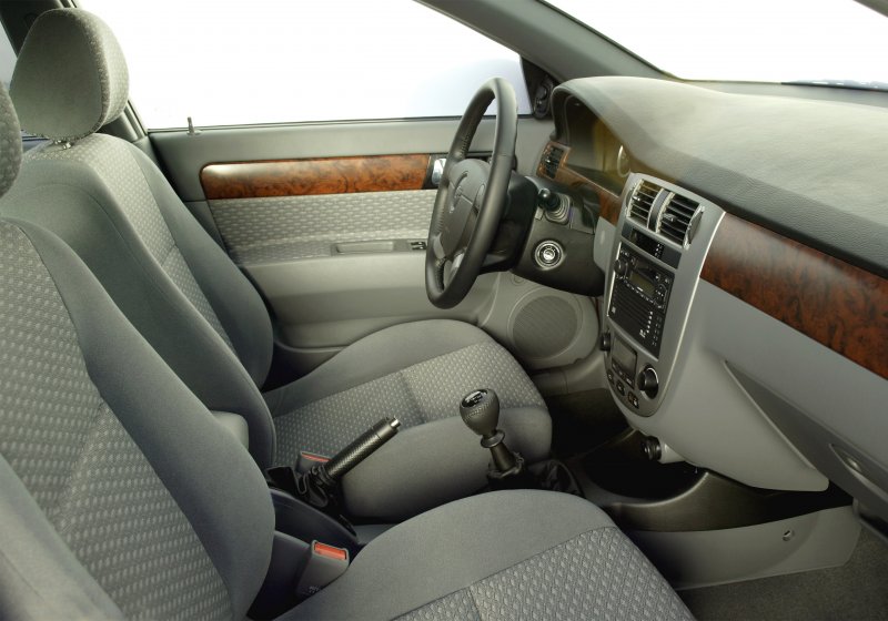 Chevrolet Lacetti седан салон