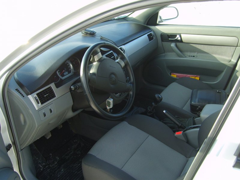 Chevrolet Lacetti 2008 салон