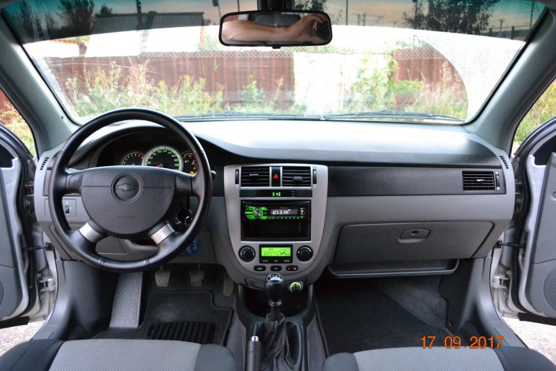 Chevrolet Lacetti седан салон