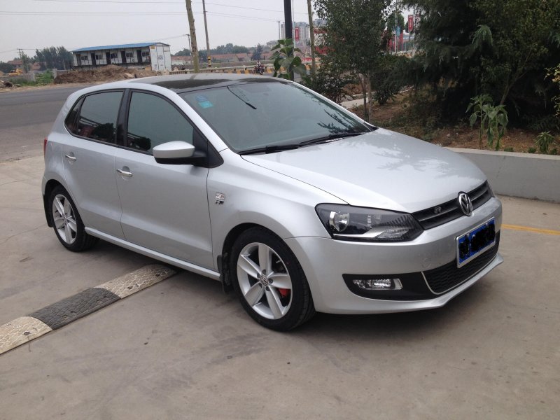 Polo Titanium r16