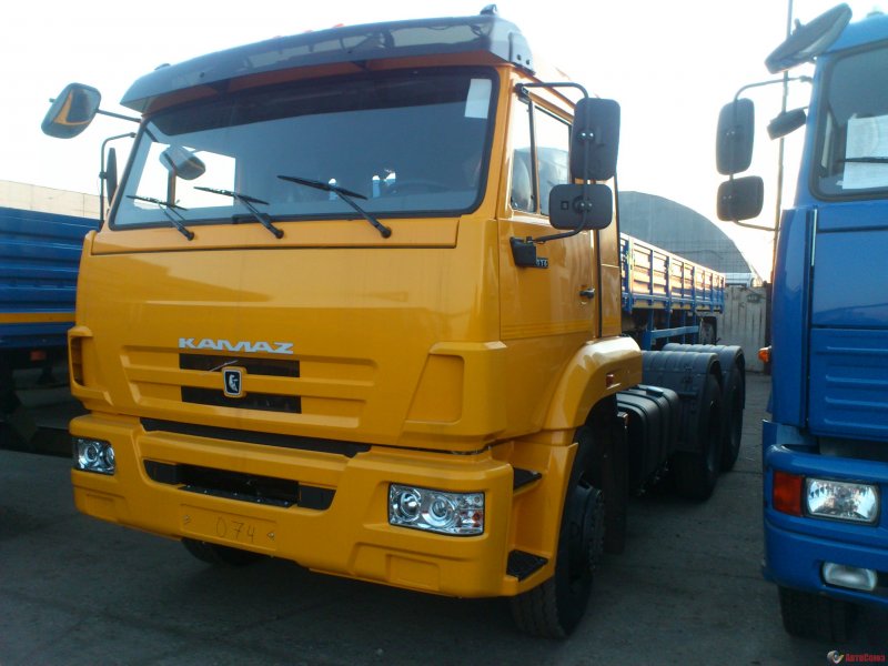 Тягач КАМАЗ 65116 48