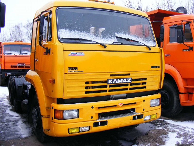 КАМАЗ-65116 седельный тягач