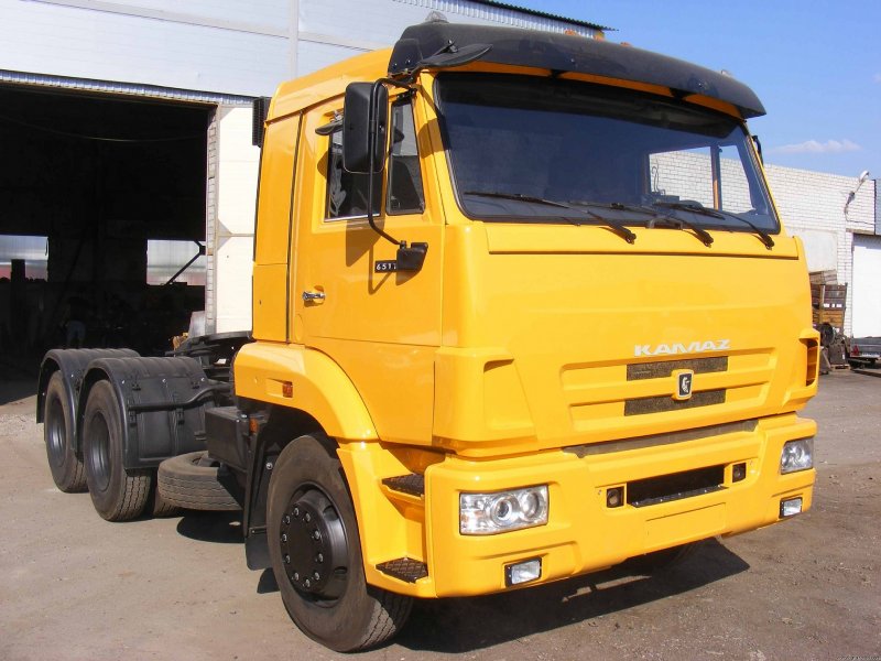 КАМАЗ-65116 седельный
