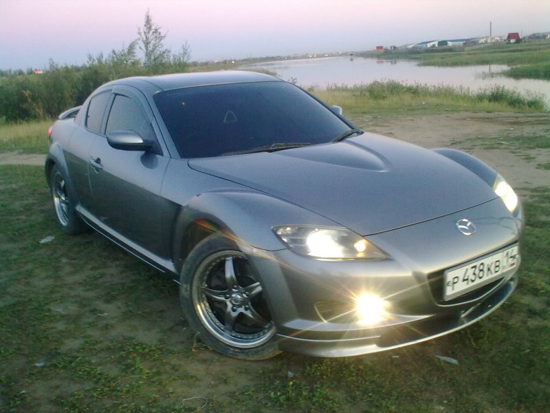 Mazda RX 8 мокрый асфальт