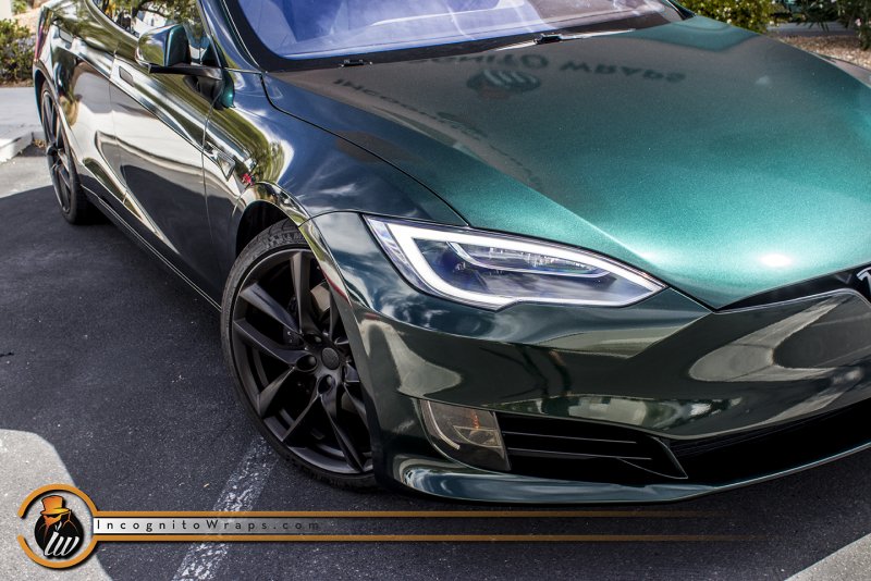 Tesla model s металлик черный