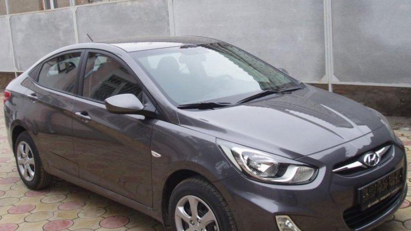 Hyundai серый металлик, Carbon Grey