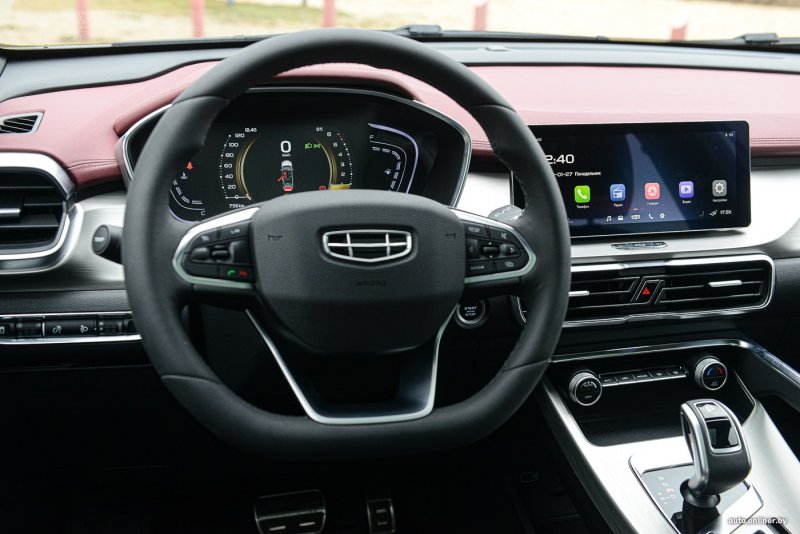 Geely Coolray 2020 салон