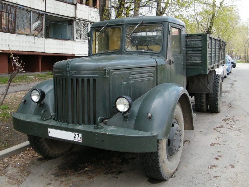 МАЗ 200 армейский