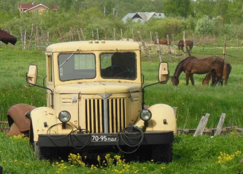 ТЗ-200 на шасси МАЗ-200