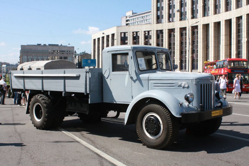 МАЗ 200г
