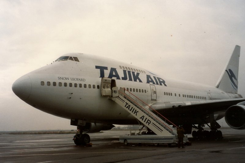 Боинг 747 авиакомпании таджик Эйр