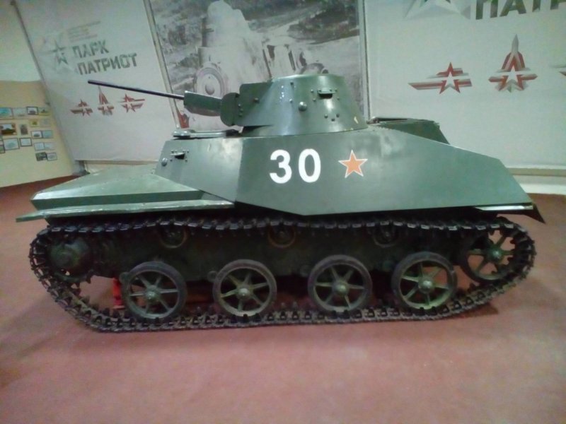 Т-30 легкий танк внутри