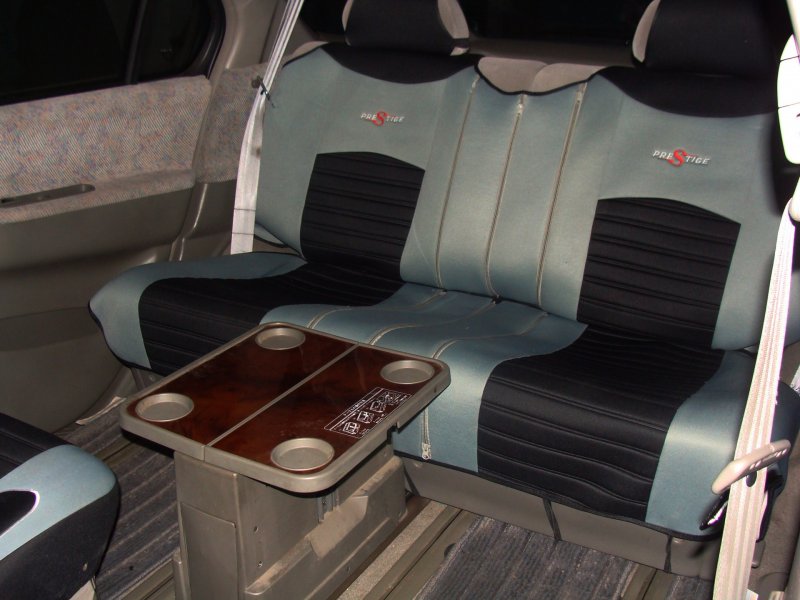 Nissan r nessa чехлы