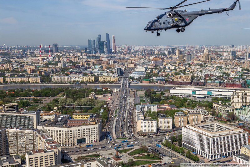 Полет на вертолете Дубай