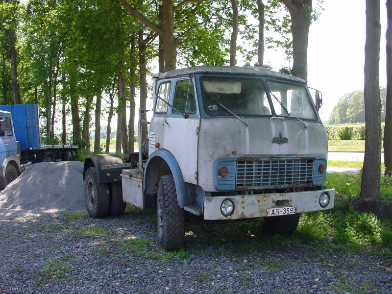 МАЗ 504 тягач кабина