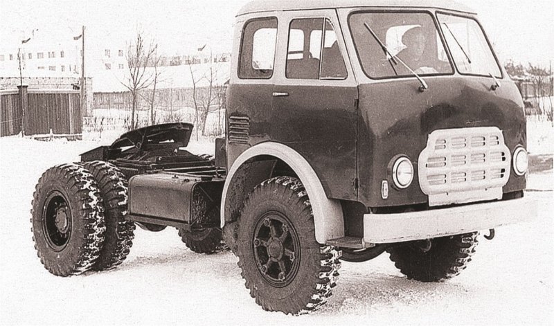 КАМАЗ International COF-220