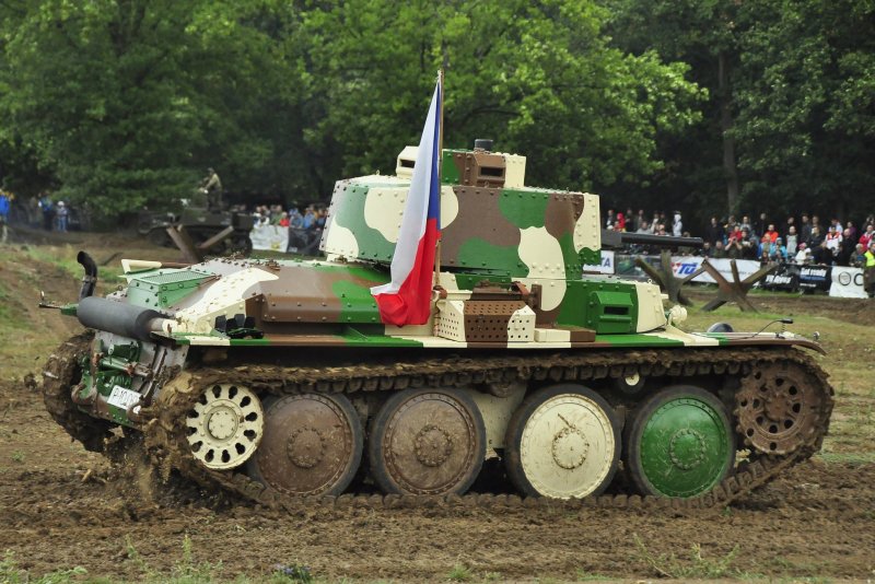 Lt vz 38 1 35