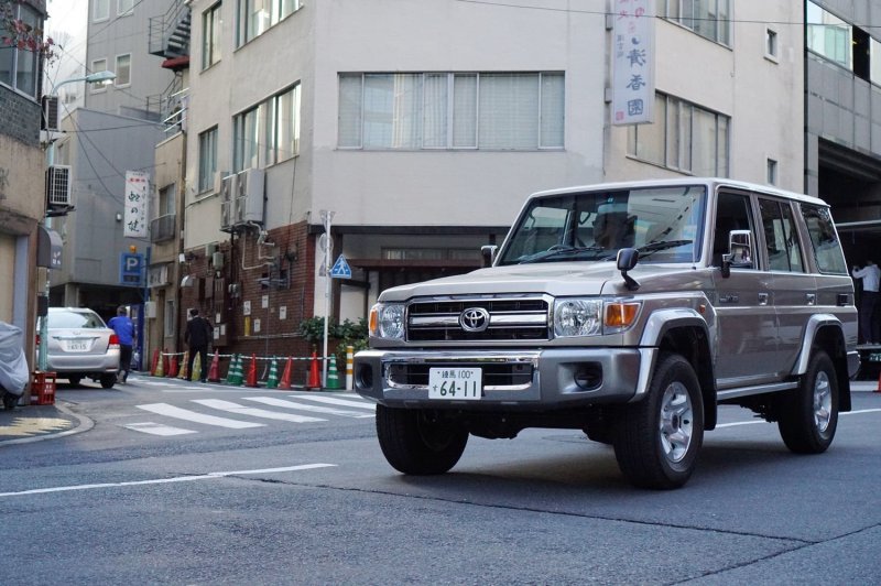 Toyota Land Cruiser lc70